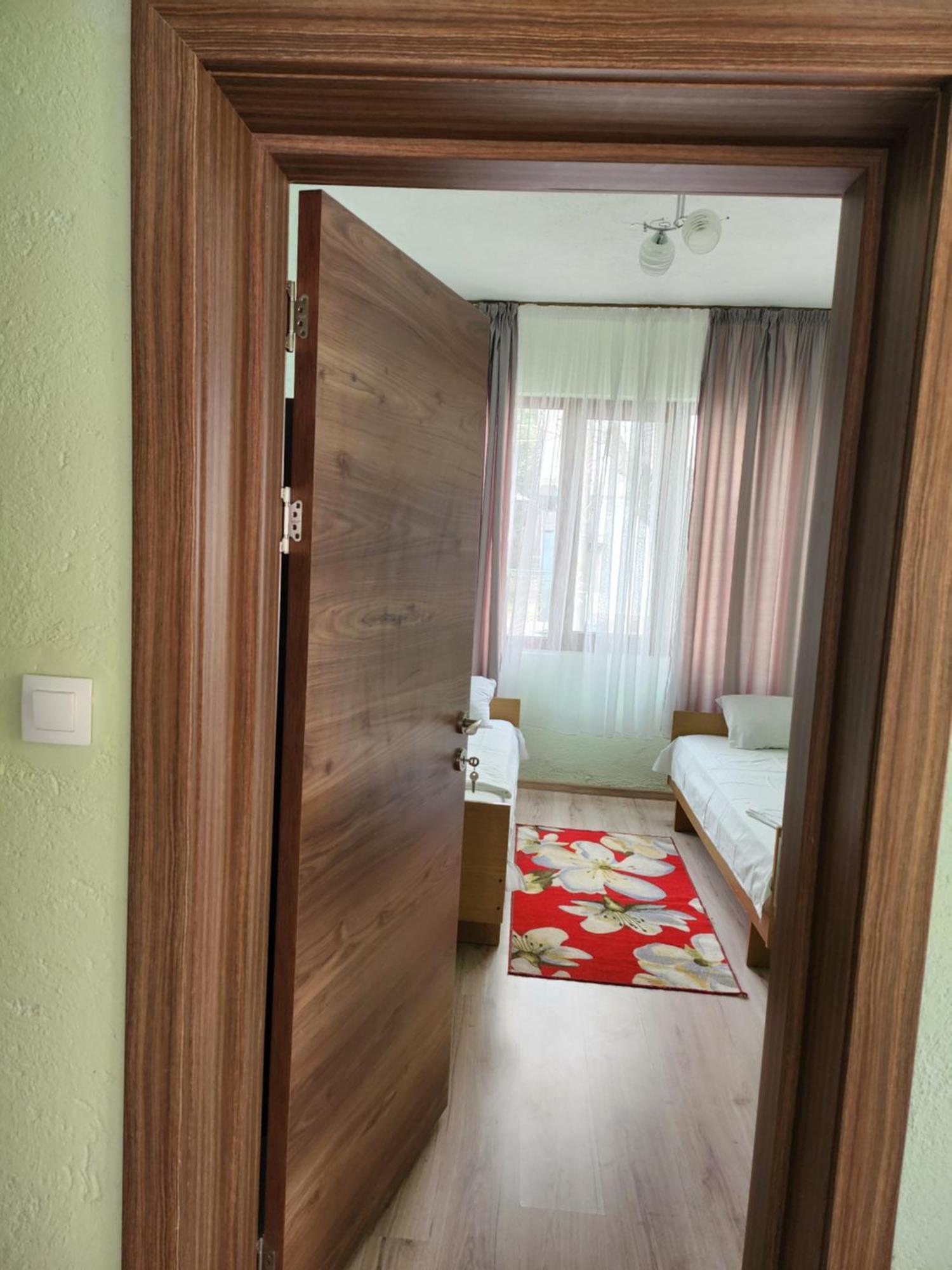 Apartment Lachevi Sandanski Pokoj fotografie